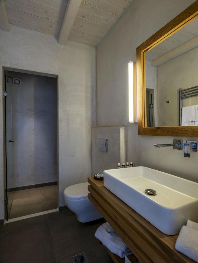 O Lofos Luxury Boutique Suites Άγιος Στέφανος Εξωτερικό φωτογραφία