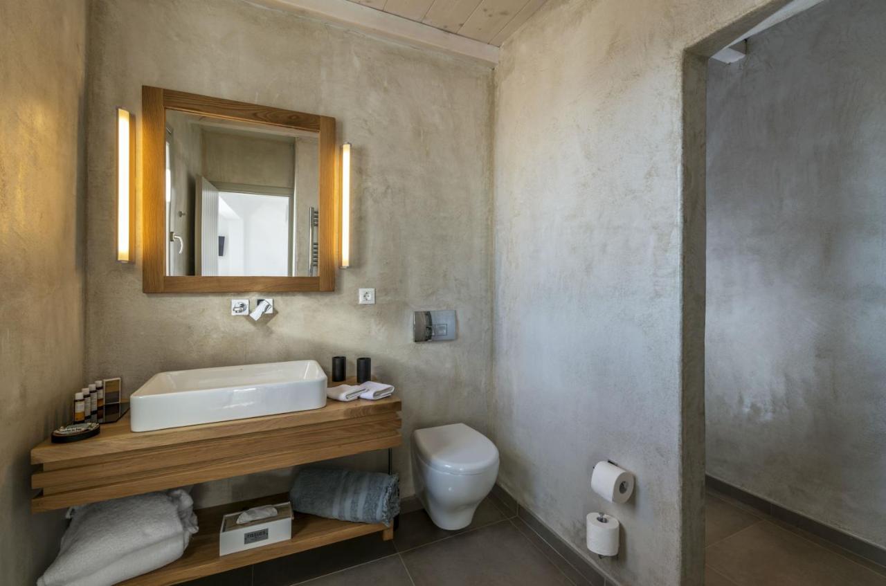 O Lofos Luxury Boutique Suites Άγιος Στέφανος Εξωτερικό φωτογραφία